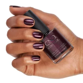 CND VinyLux tartós körömlakk #110 Dark Lava