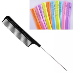 Eurostil Stilfésű fém vég színes