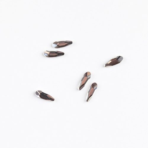 BrillBird Műköröm Formakövek (10db-os) drop 2x6mm clear