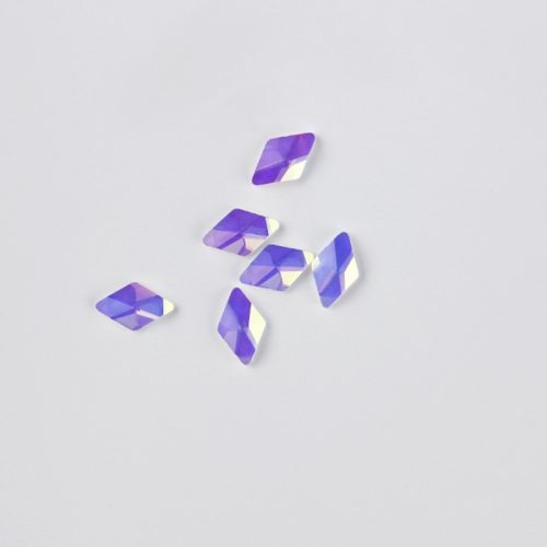 BrillBird Műköröm Formakövek (10 db-os) rhombus 8x5mm pink AB